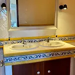 Ocean House Pensión 3*